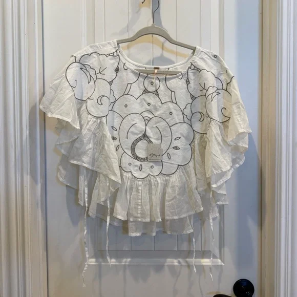 Free People Summer Daydream Cape Top - Picture 4 of 7